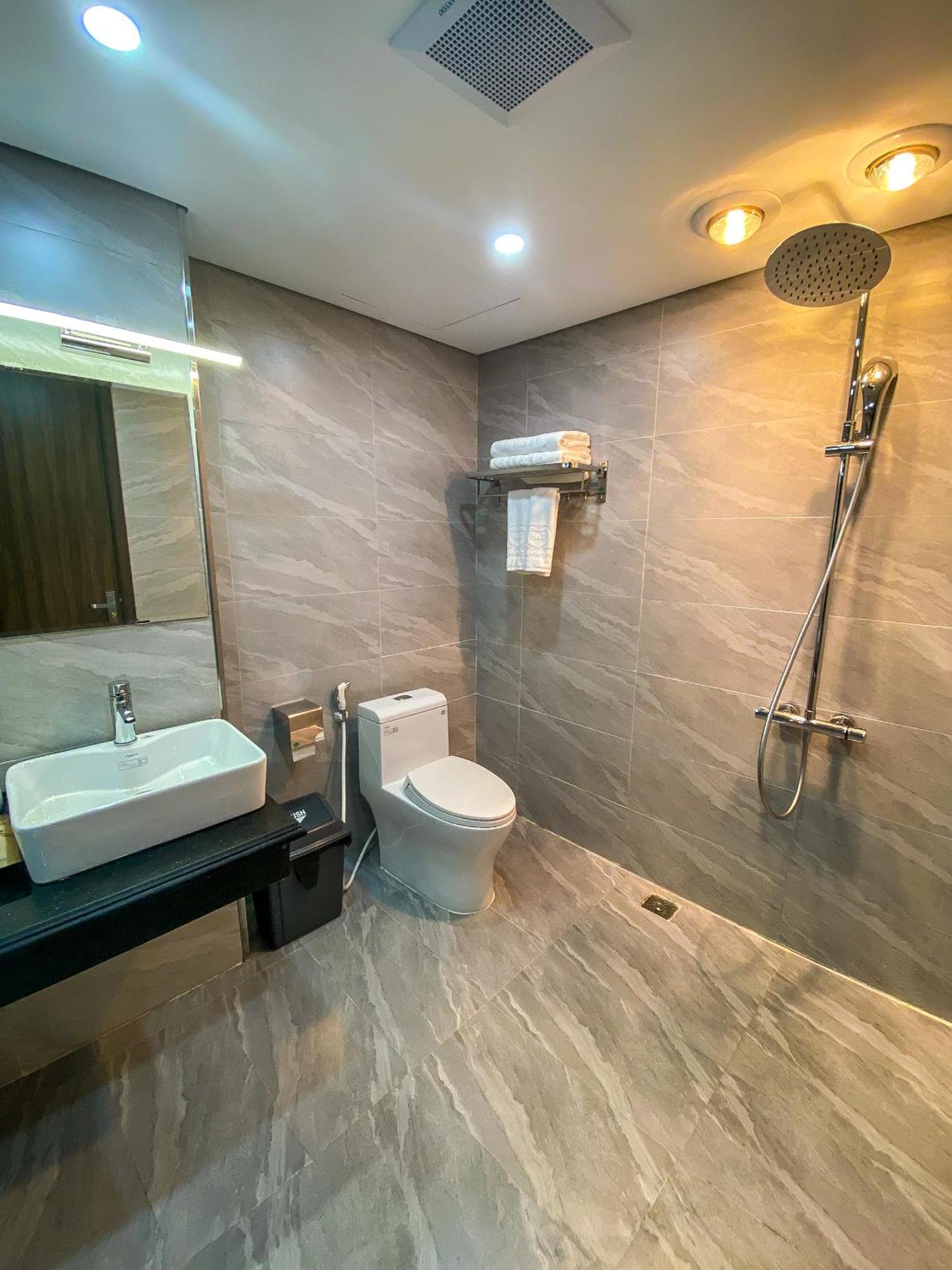 H&T Luxury Hotel Sa Pa Exterior photo